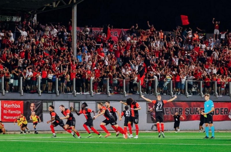 Đội bóng tí hon làm nên lịch sử tại Champions League