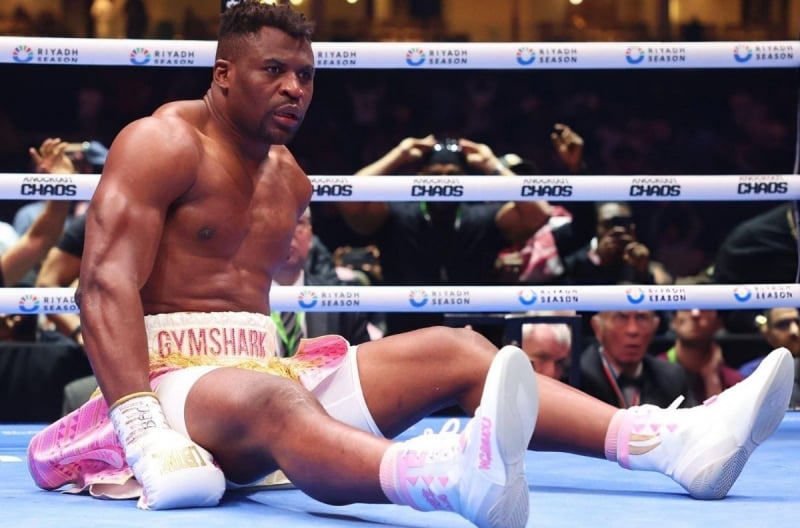 Francis Ngannou tiết lộ những góc khuất trong thất bại trước Anthony Joshua