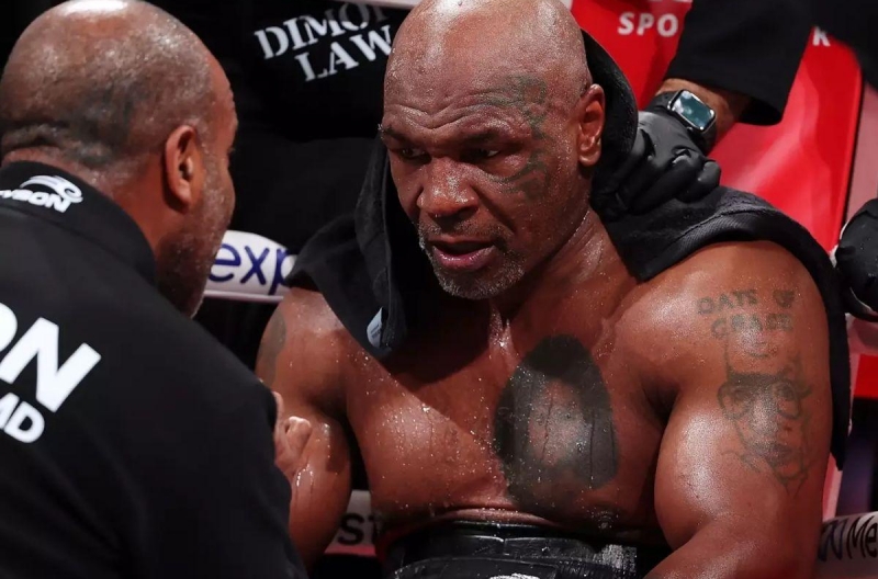 Mike Tyson từng suýt chết trong năm 2024