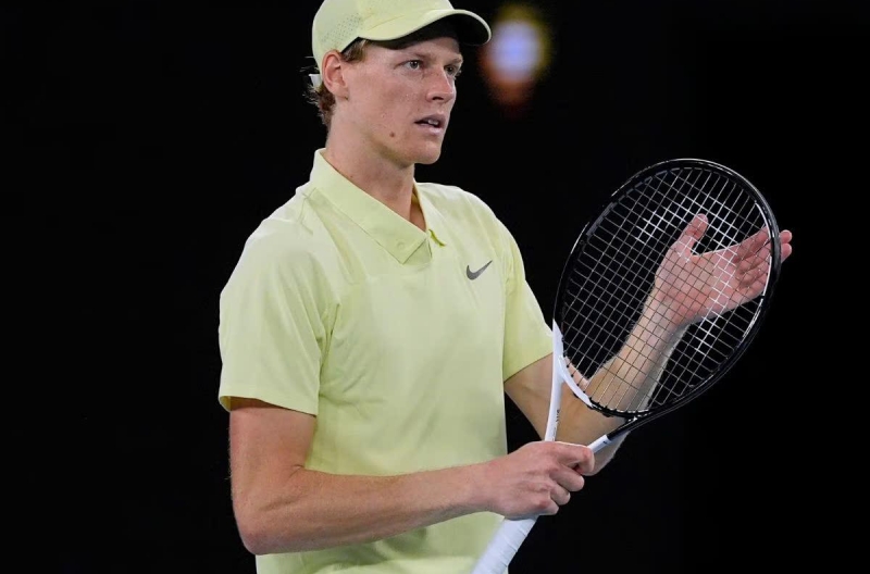 Jannik Sinner thẳng tiến vòng 1/8 Australian Open 2025