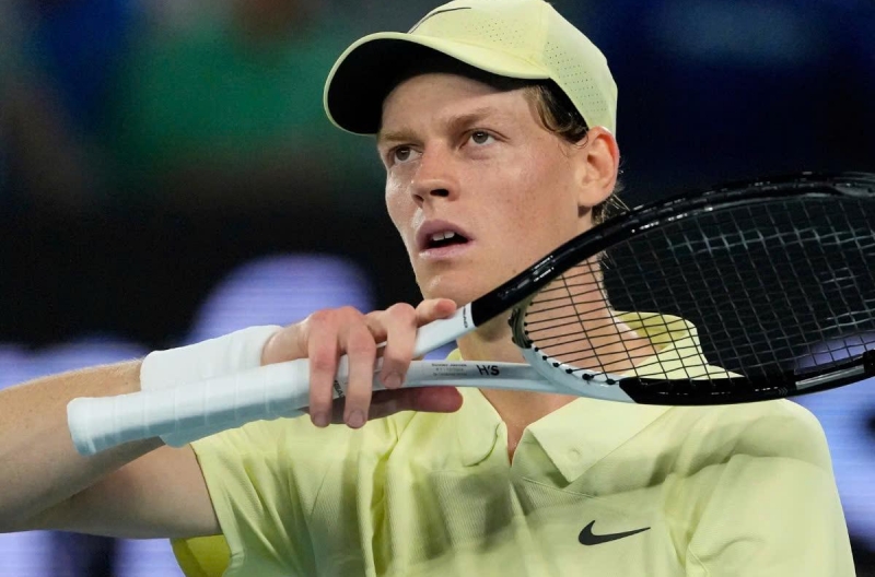 Hủy diệt đối thủ, Jannik Sinner vô địch Australian Open lần thứ hai liên tiếp