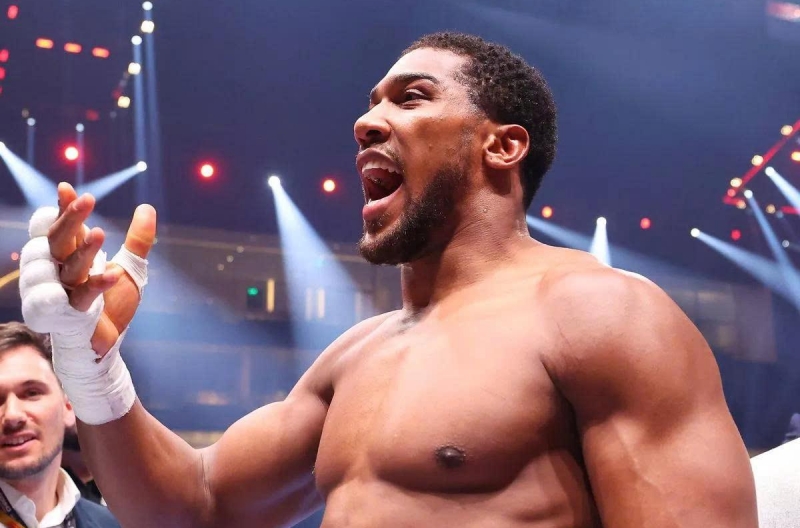 Anthony Joshua chuẩn bị tái xuất, đấu nhà vô địch Olympic?