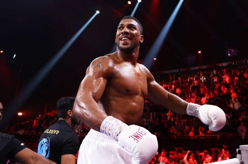 Anthony Joshua được đồn đoán so găng với nhà vô địch Olympic