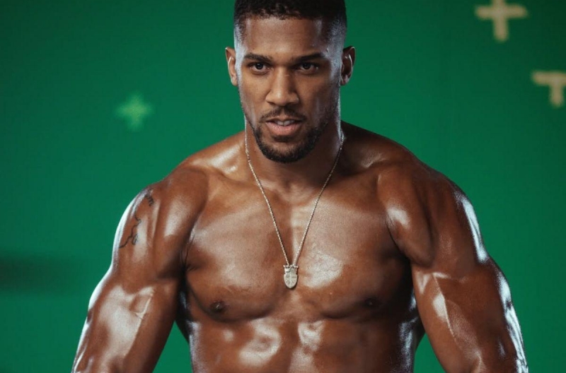 Anthony Joshua tuyên bố không có ý định nương tay với Jake Paul
