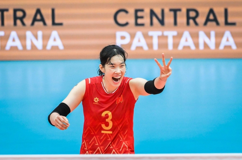 Thanh Thúy vào phom, bóng chuyền nữ Việt Nam khẳng định vị thế hàng đầu khu vực