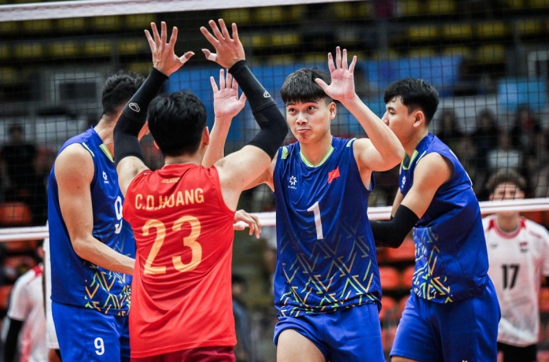 Bóng chuyền Việt Nam tiếp tục giành chiến thắng 3 sao ở SEA Games 33