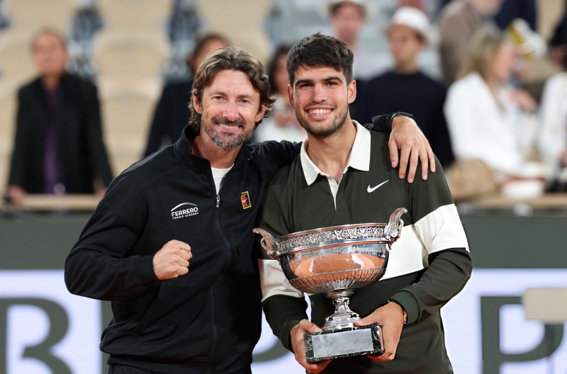 Alcaraz bất ngờ 'trảm' tướng trước thềm mùa giải 2026