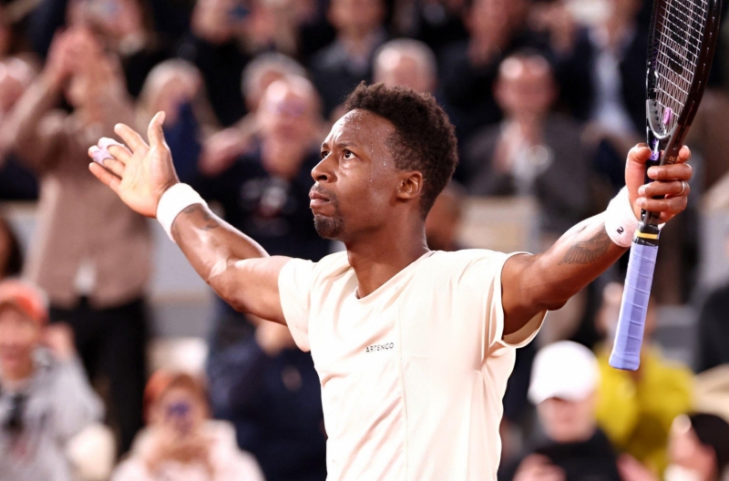 Ngôi sao quần vợt thế giới làm nhân viên ngân hàng sau khi giải nghệ