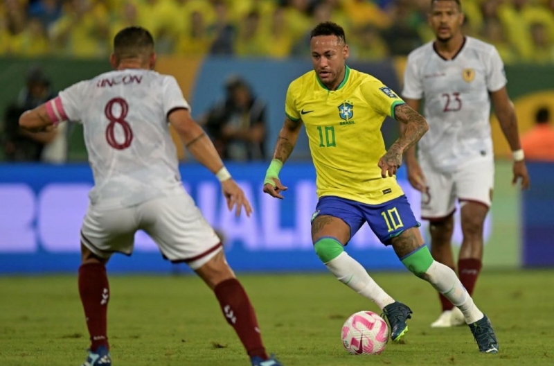 Neymar bất lực, Brazil gây thất vọng lớn trước Venezuela