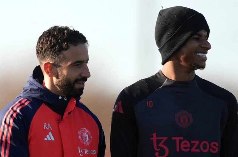 HLV Amorim 'nắn gân' Rashford tại MU