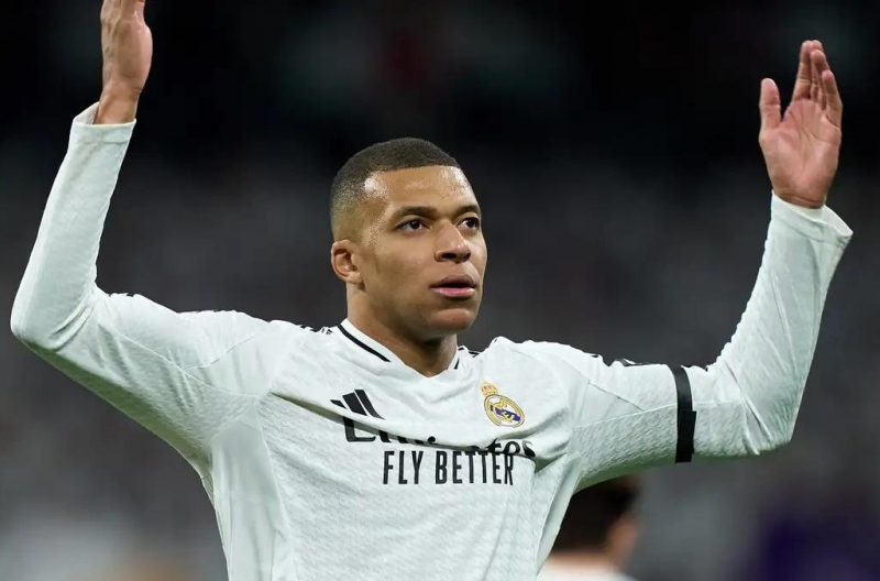 Mbappe tuyên bố 1 điều tại Real Madrid khiến tất cả 'khiếp sợ'