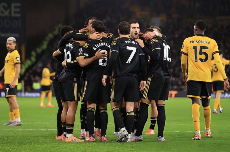 Đại thắng Wolves, MU áp sát top 4 Ngoại hjang Anh