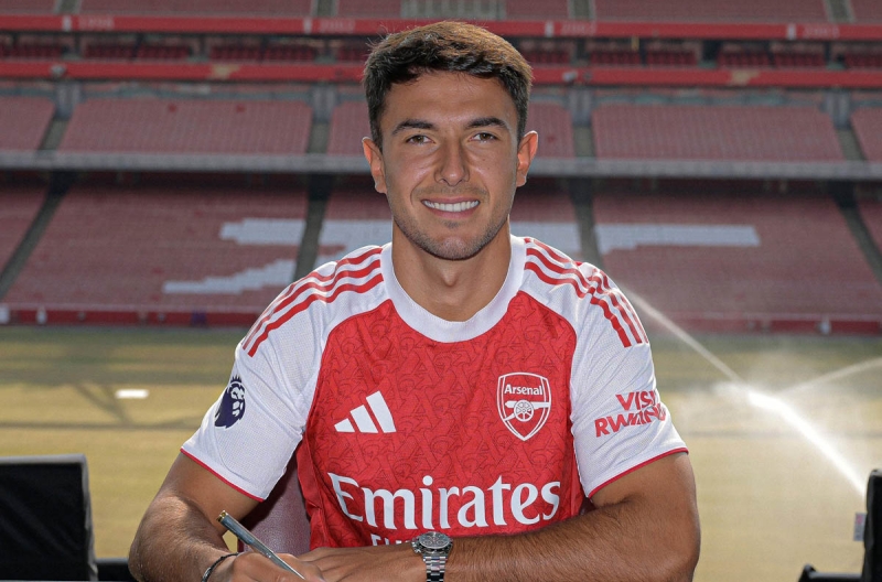 Arteta tin Zubimendi sẽ giúp Arsenal chơi bóng thông minh hơn
