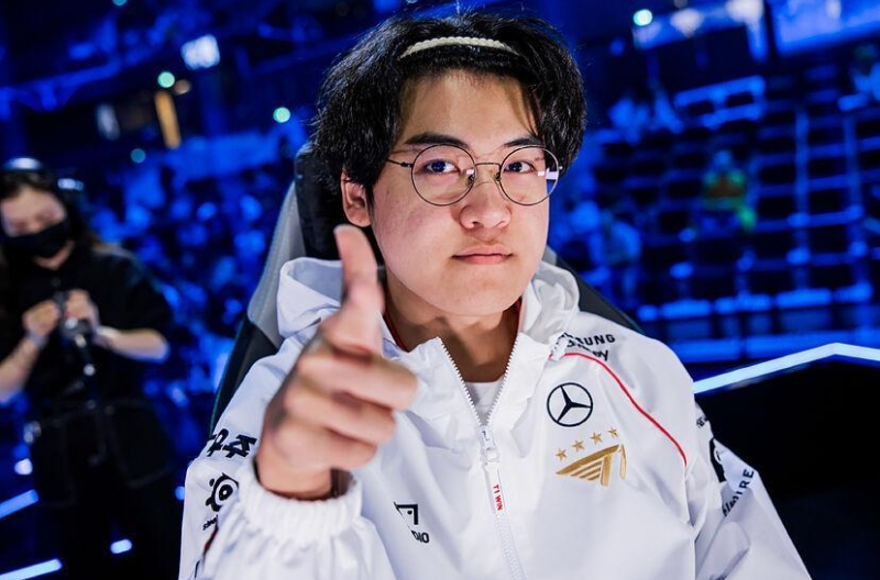 Gumayusi gửi lời chúc đặc biệt cho Faker sau Pentakill lịch sử