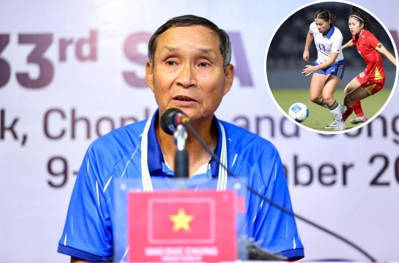HLV Mai Đức Chung nổi giận: 'Cầu thủ nữ Việt Nam đá sai chiến thuật'