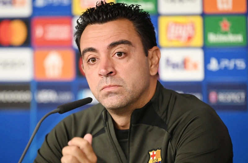 Xavi 'quay xe' ở lại Barca có thể khiến 30 lãnh đạo từ chức