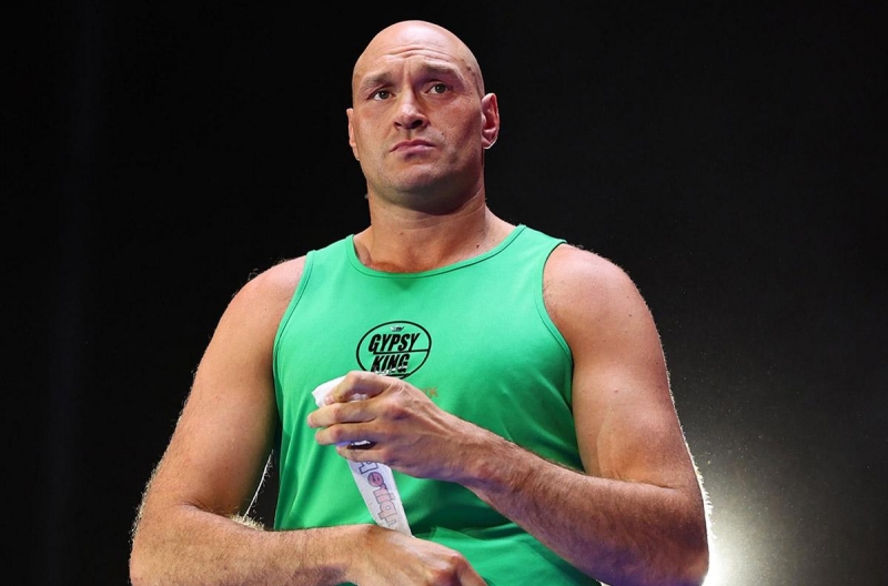 'Vua giang hồ' Tyson Fury hoãn giải nghệ, tái xuất võ đài năm 2026