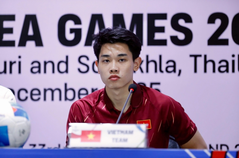 Ngôi sao số 1 U22 Việt Nam nói gì khi 1 tay đè bẹp Malaysia