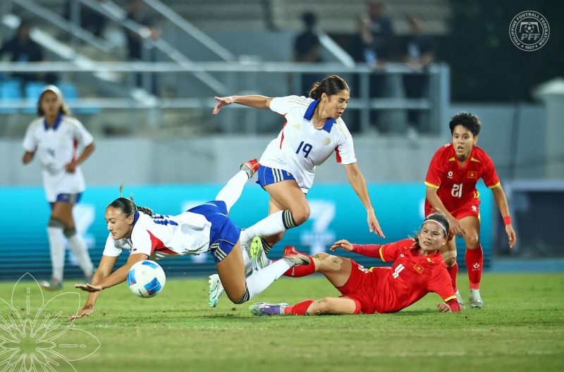 Philippines liên tục đi vào lịch sử trước ngày đấu Việt Nam