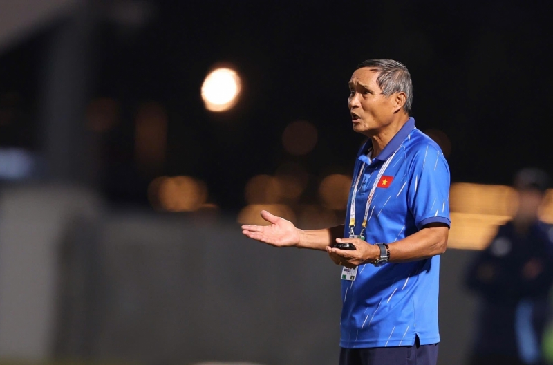 Ai thay HLV Mai Đức Chung dẫn dắt ĐT nữ Việt Nam sau trận thua Philippines?