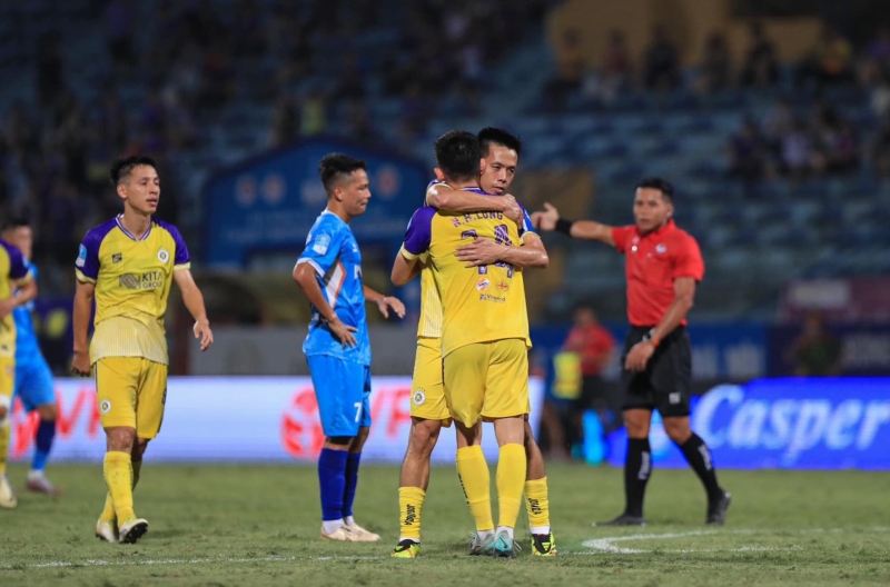 Nhẹ nhàng thắng Đà Nẵng, Hà Nội tiến vào bán kết Cúp Quốc gia