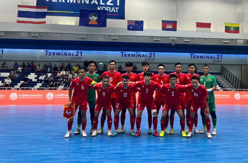 ĐT futsal Việt Nam thắng Malaysia, rộng cửa vượt qua vòng bảng