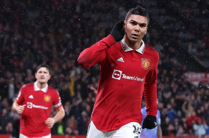 Ngôi sao MU sắp được tăng lương khủng, ngang với Ronaldo