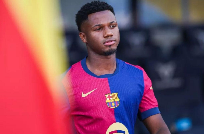 Thần đồng một thời của Barca sắp gia nhập Ligue 1