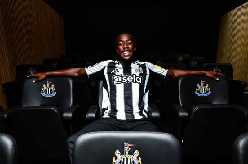 Newcastle chính thức sở hữu cựu sao MU, giá 55 triệu Bảng