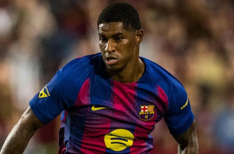 Rashford phá vỡ sự im lặng sau trận ra mắt Barca