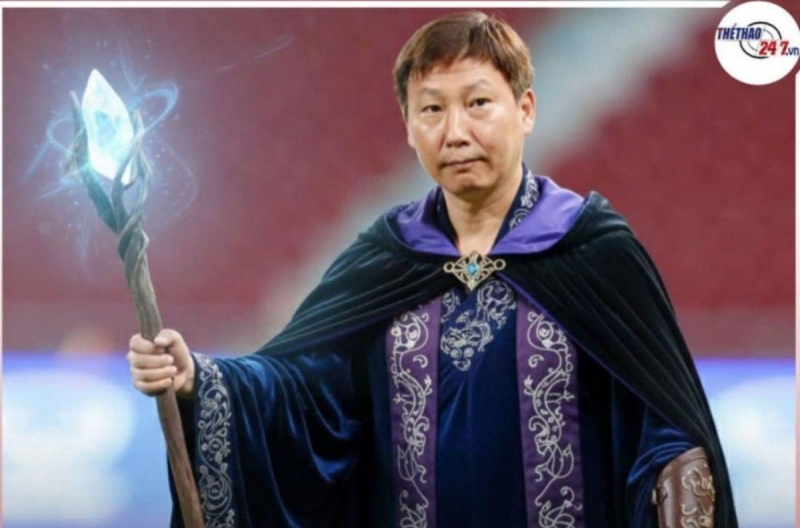 Báo Indonesia sửng sốt trước 'ma thuật đen' của HLV Kim Sang Sik