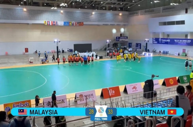 Thắng đậm Malaysia, Việt Nam vào bán kết SEA Games 33