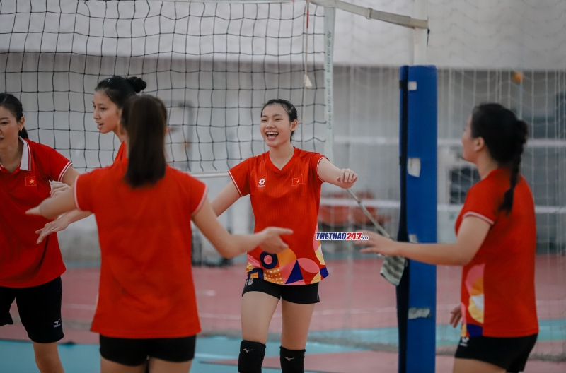 Hai đội tuyển bóng chuyền nữ Việt Nam tích cực tập luyện chuẩn bị cho các mục tiêu tương lai
