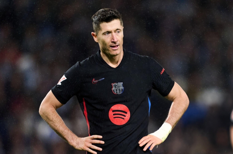 Barca để mắt tới sao trẻ Bồ Đào Nha, Lewandowski chốt tương lai