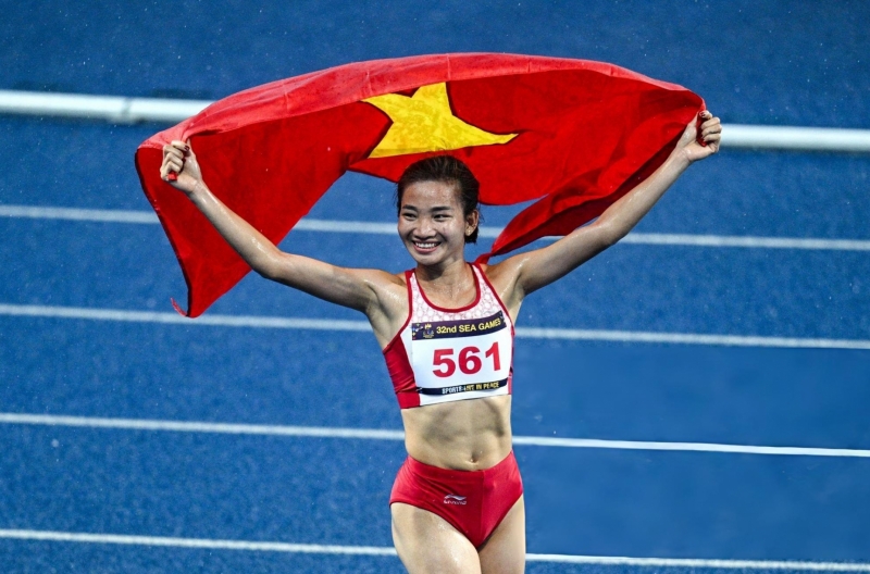 CHÍNH THỨC: Nguyễn Thị Oanh cân bằng kỷ lục HCV tại SEA Games