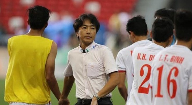 HLV Miura phủ nhận việc bị ép để Công Phượng đá giao hữu với U23 Myanmar