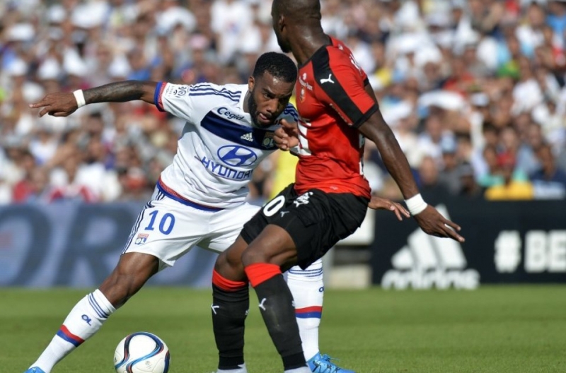 Tổng hợp vòng 3 Ligue 1: Marseille thăng hoa, PSG thắng vất