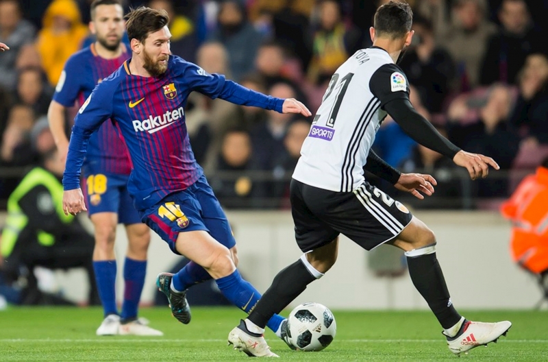 Messi lập công, Barca vẫn thất bại ở chung kết cúp Nhà vua