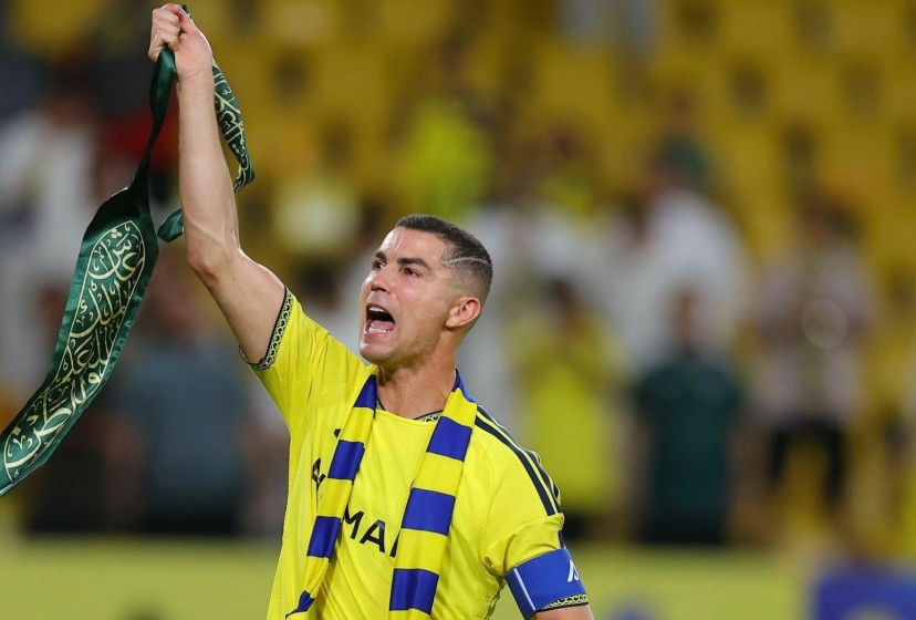 CHÍNH THỨC: Đại chiến của Ronaldo bị hoãn gần 5 tháng
