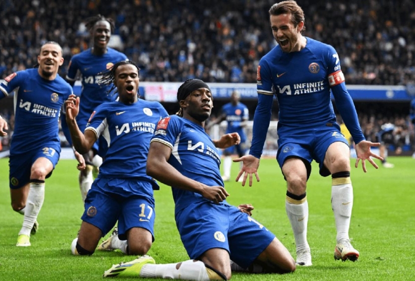 Trực tiếp Leicester City 0-1 Chelsea: Đôi công hấp dẫn