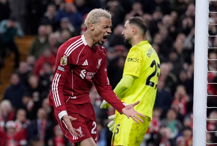 Trực tiếp Liverpool 0-0 Man City: Đôi công rực lửa