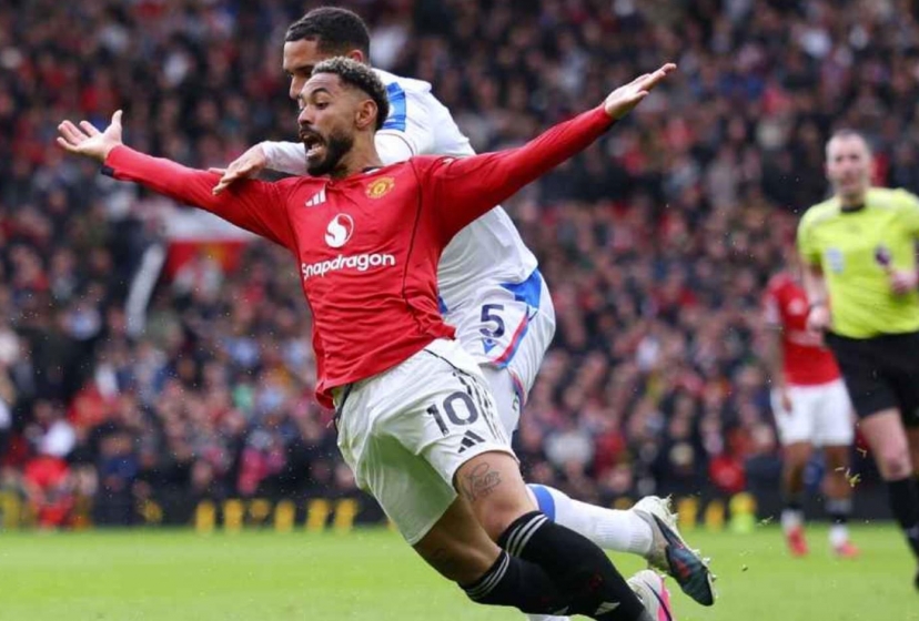 Tranh cãi dữ dội khi MU thắng Crystal Palace