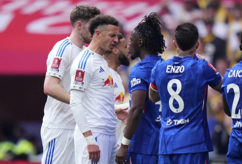 Tranh cãi dữ dội trận Chelsea vào chung kết FA Cup