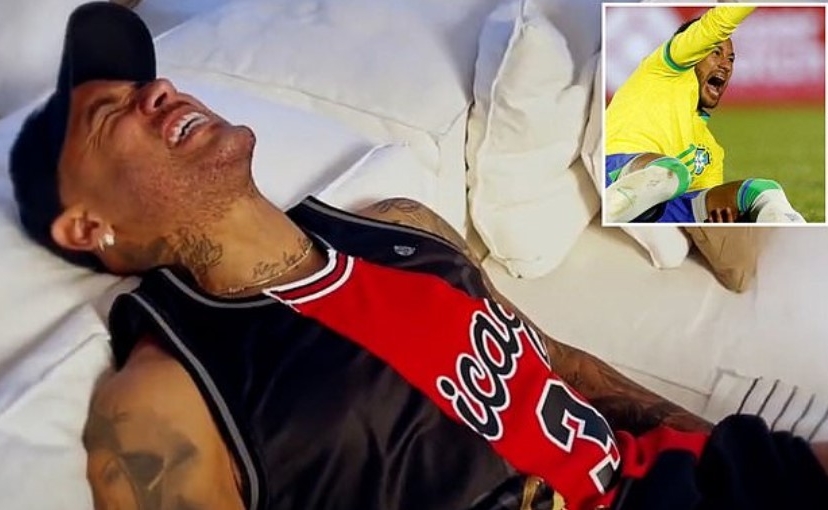 Neymar vật vã vì đau đớn, duỗi thẳng chân giờ cũng là điều xa xỉ
