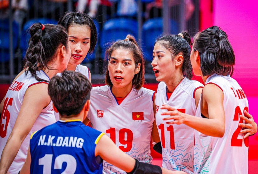 Trực tiếp bóng chuyền nữ Việt Nam 1-0 Hồng Kông: Nhập cuộc tưng bừng