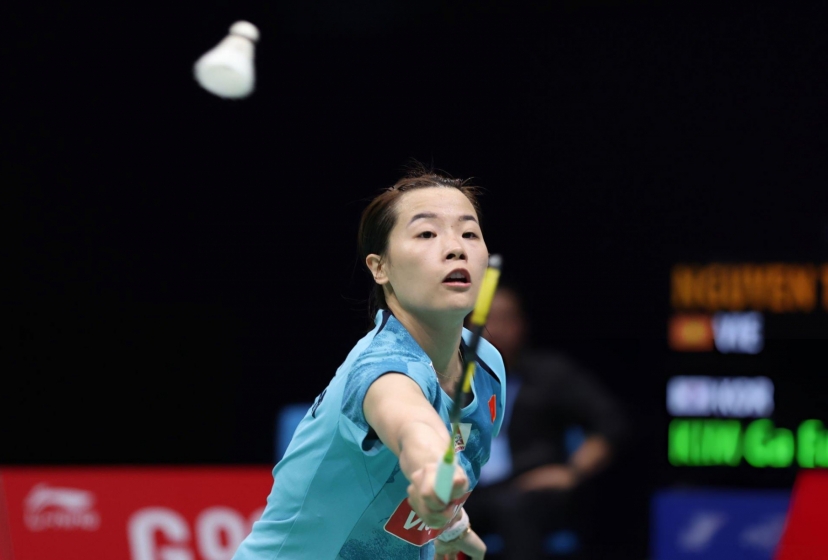 Nguyễn Thùy Linh hiên ngang hạ tay vợt số 1 thế giới, thăng hoa ở sân chơi danh giá