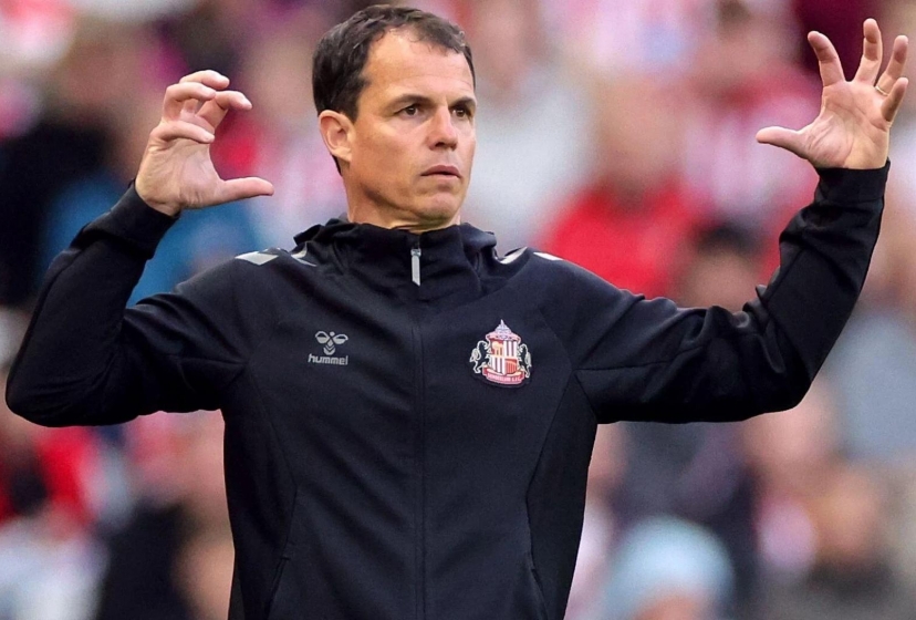 HLV Sunderland: 'Những chi tiết nhỏ tại Ngoại hạng Anh tạo ra bài học tốt'