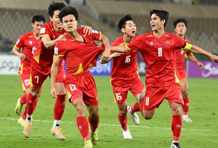 CĐV châu Á bùng nổ phản ứng khi U23 Việt Nam đối đầu Trung Quốc ở bán kết