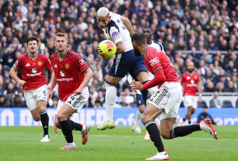 Trực tiếp MU 1-0 Tottenham: Mbeumo mở điểm
