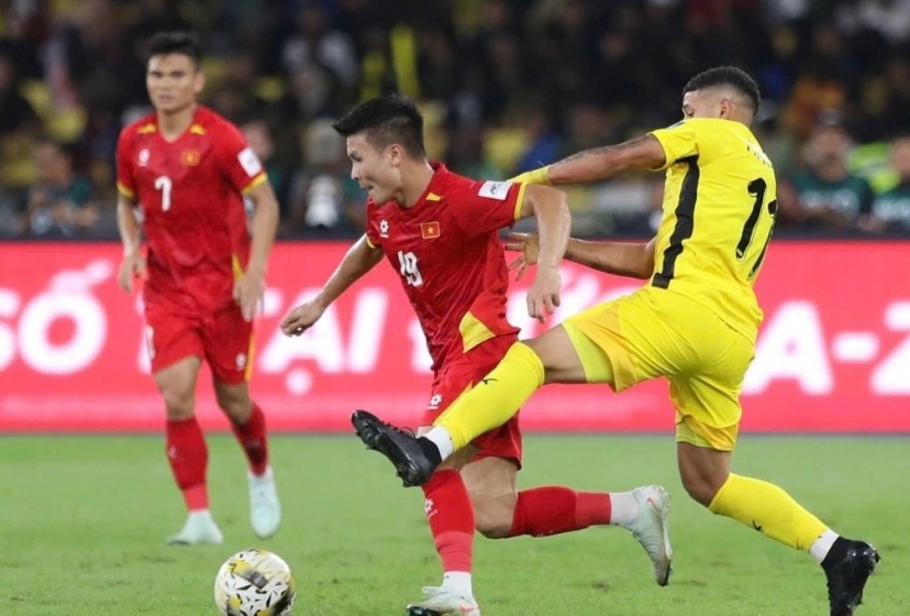 CĐV châu Á phản ứng mãnh liệt khi Malaysia bị AFC xử thua 0-3 Việt Nam